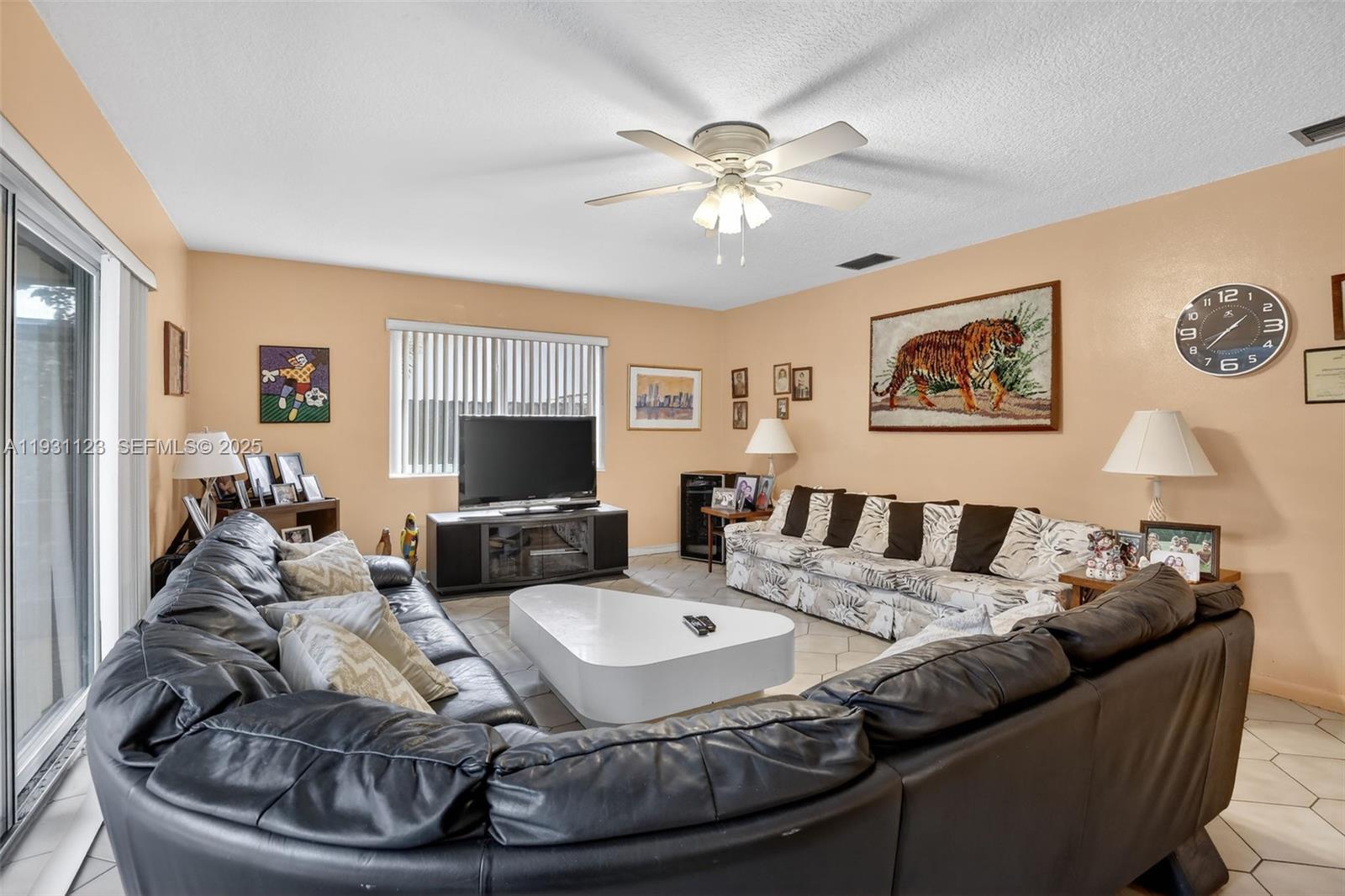 PASADENA LAKES - Residential