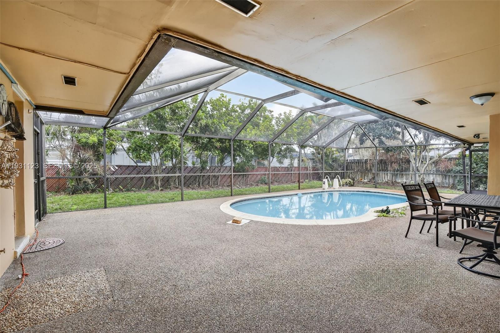 PASADENA LAKES - Residential