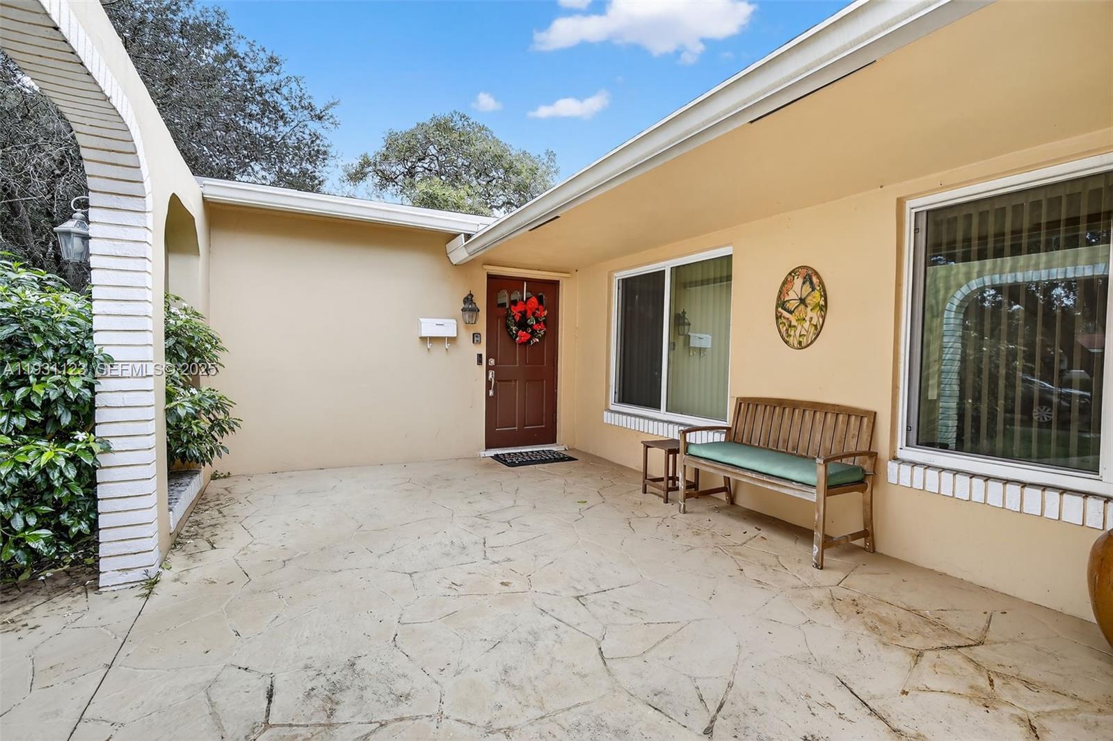 PASADENA LAKES - Residential