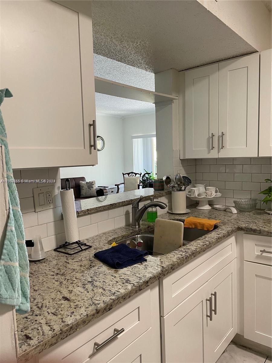 VILLA ENCANTADA CONDO 1 - Residential Lease