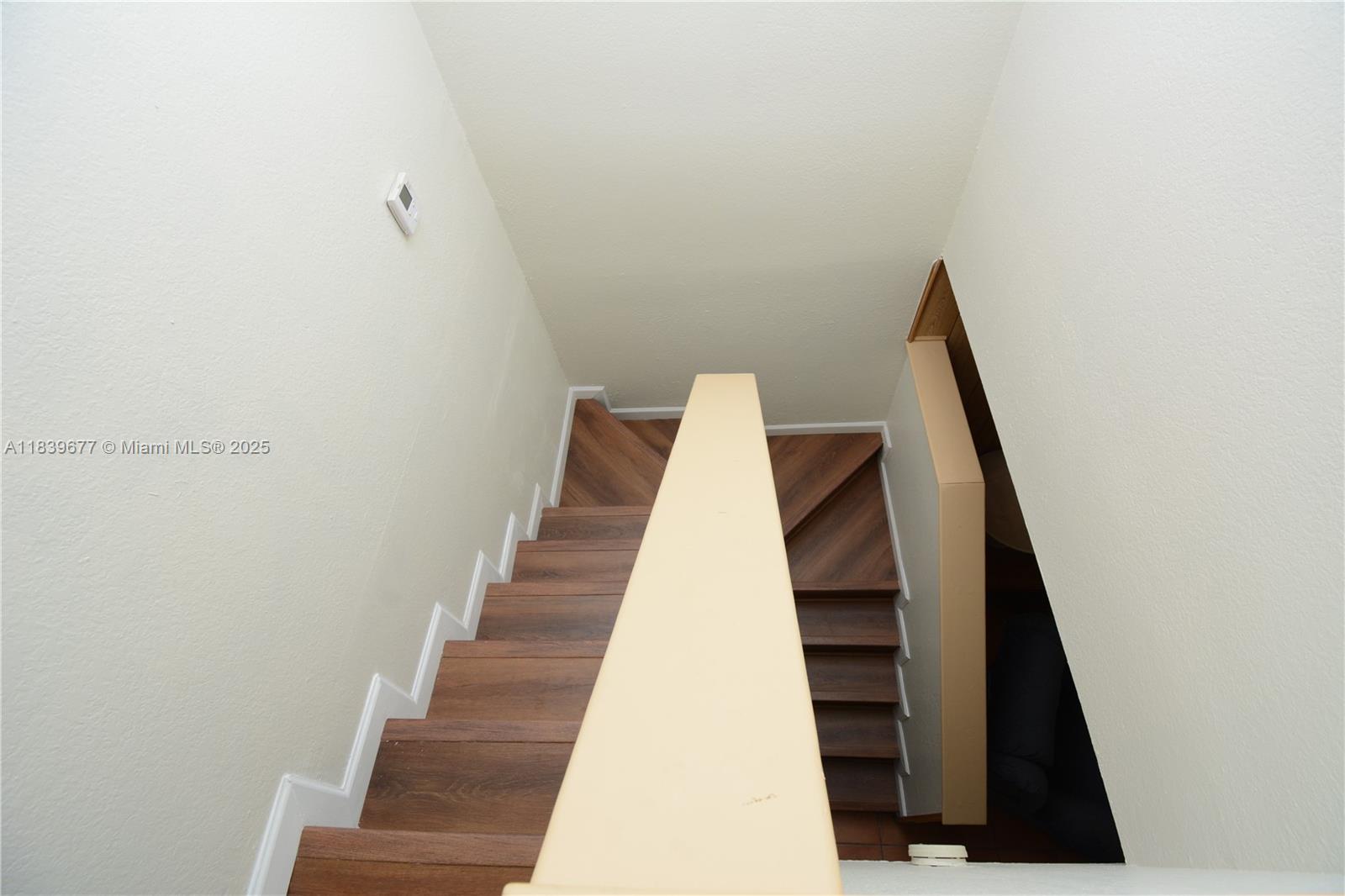 LAKE LAURA CONDO NO 2 - Residential