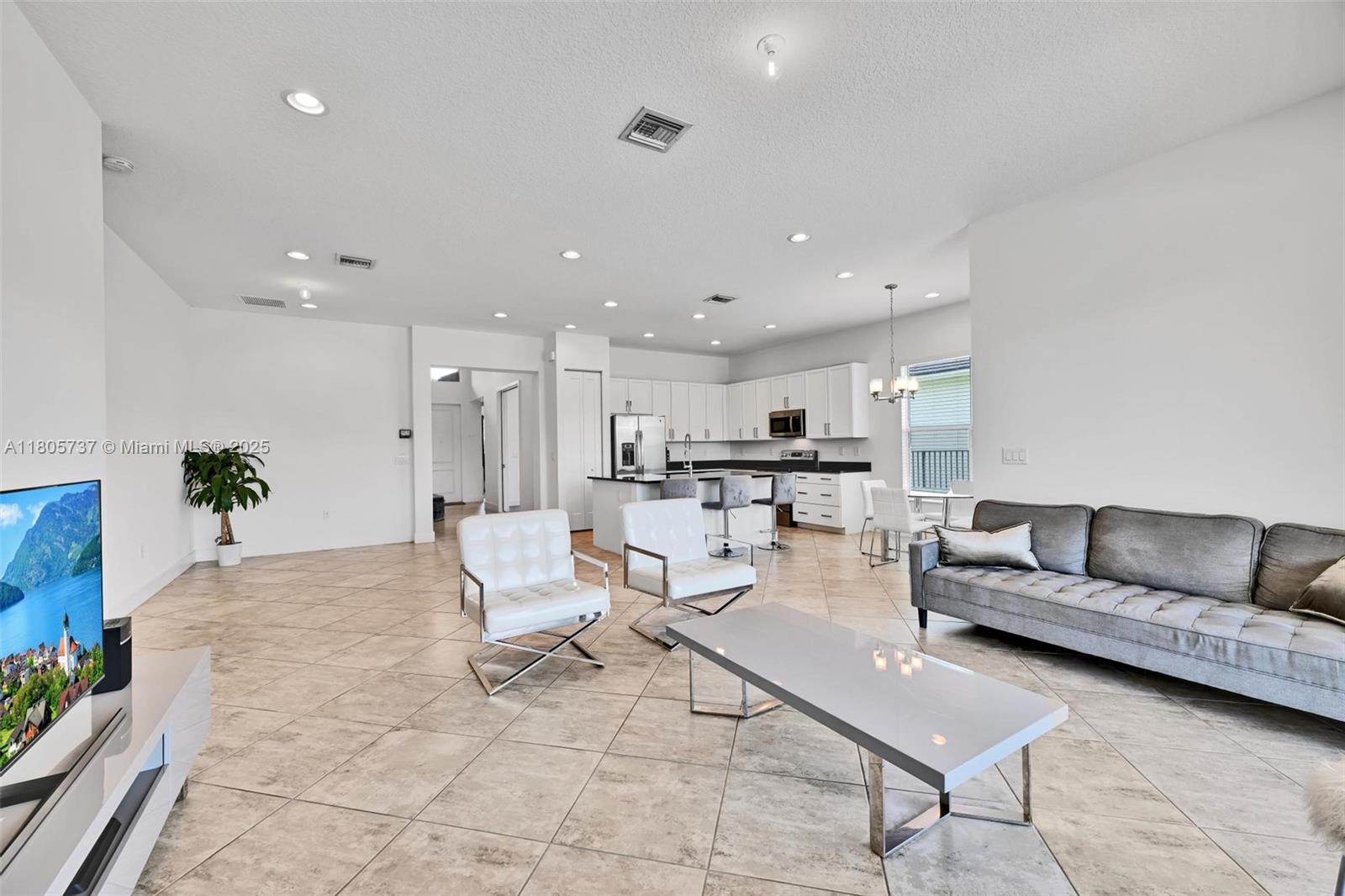 DAKOTA - Residential Lease