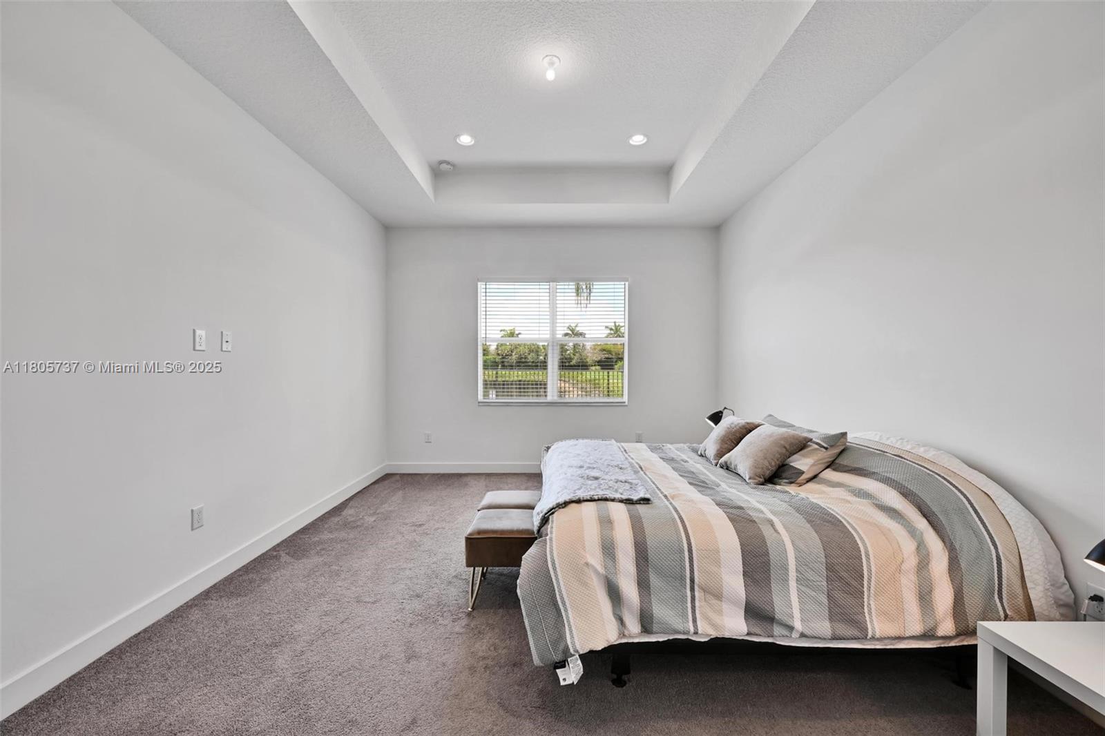 DAKOTA - Residential Lease