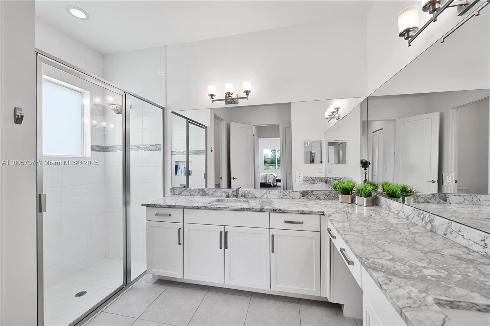 DAKOTA - Residential Lease