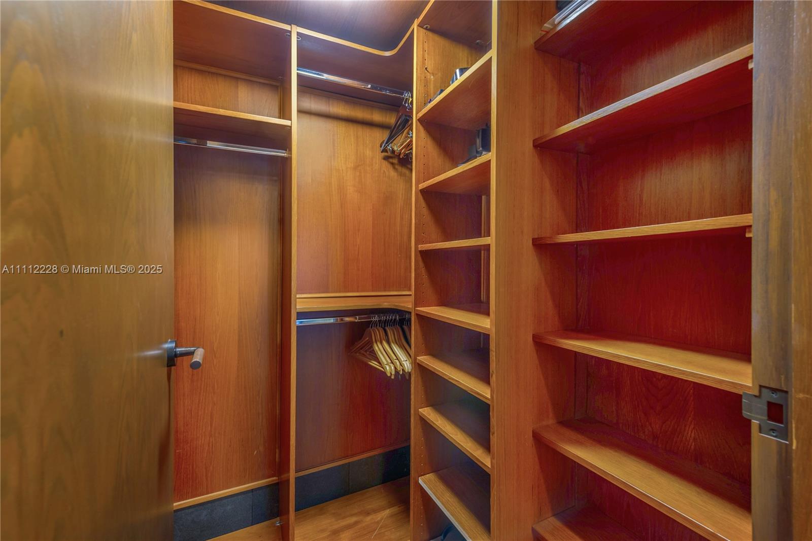 SETAI RESORT & RESIDENCES - Residential Lease