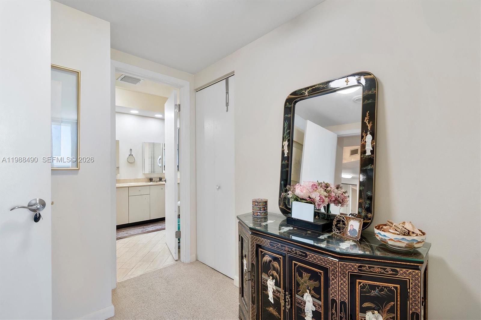 HAMPTONS WEST CONDO - Residential