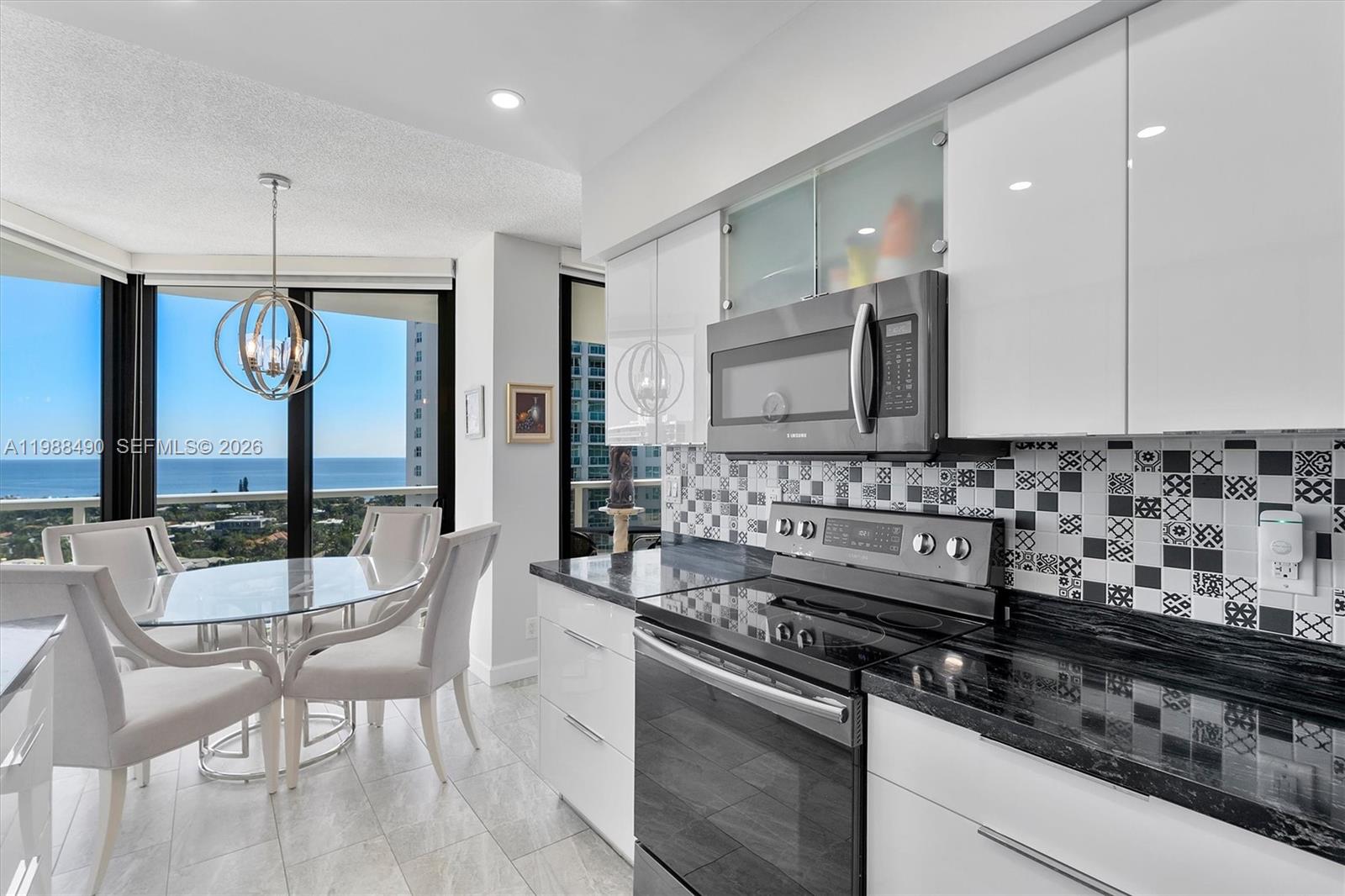 HAMPTONS WEST CONDO - Residential