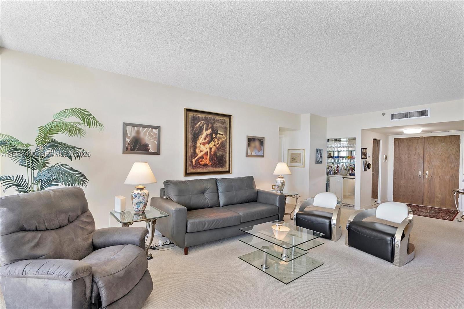 HAMPTONS WEST CONDO - Residential