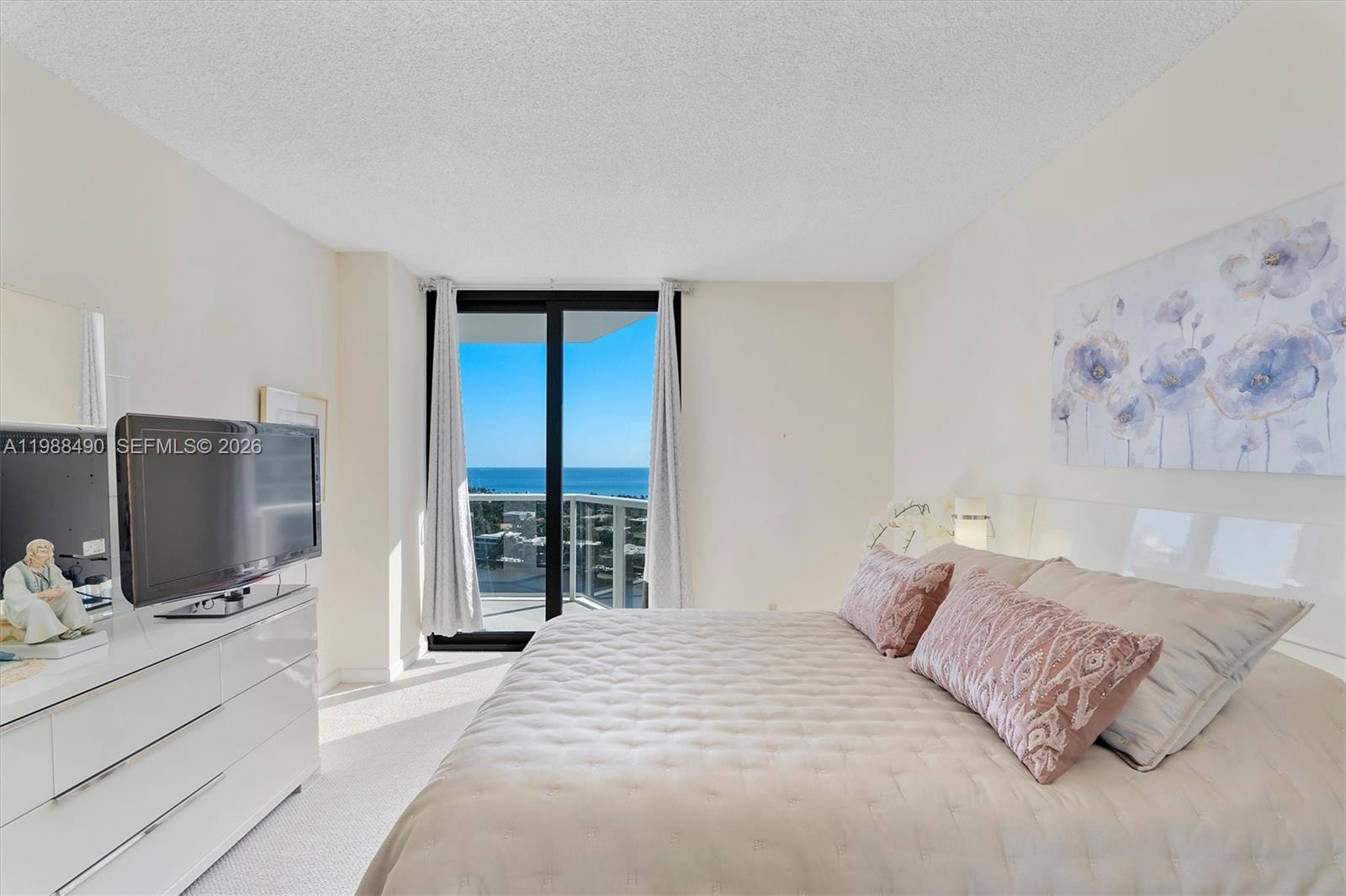 HAMPTONS WEST CONDO - Residential