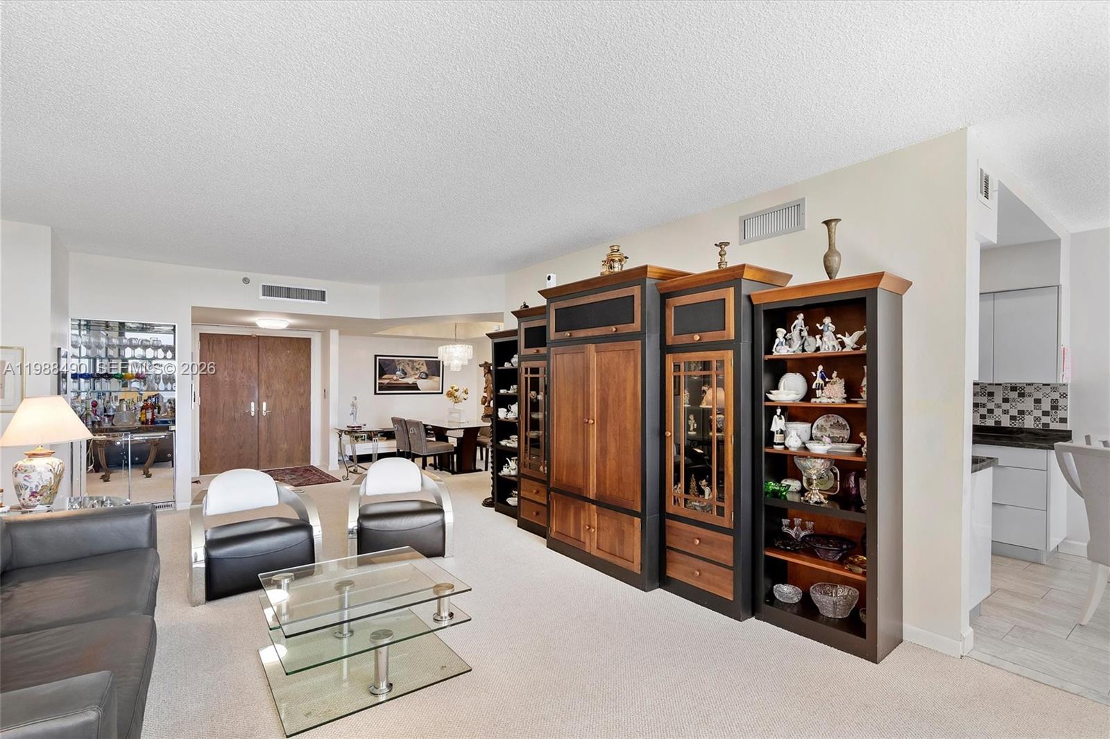 HAMPTONS WEST CONDO - Residential