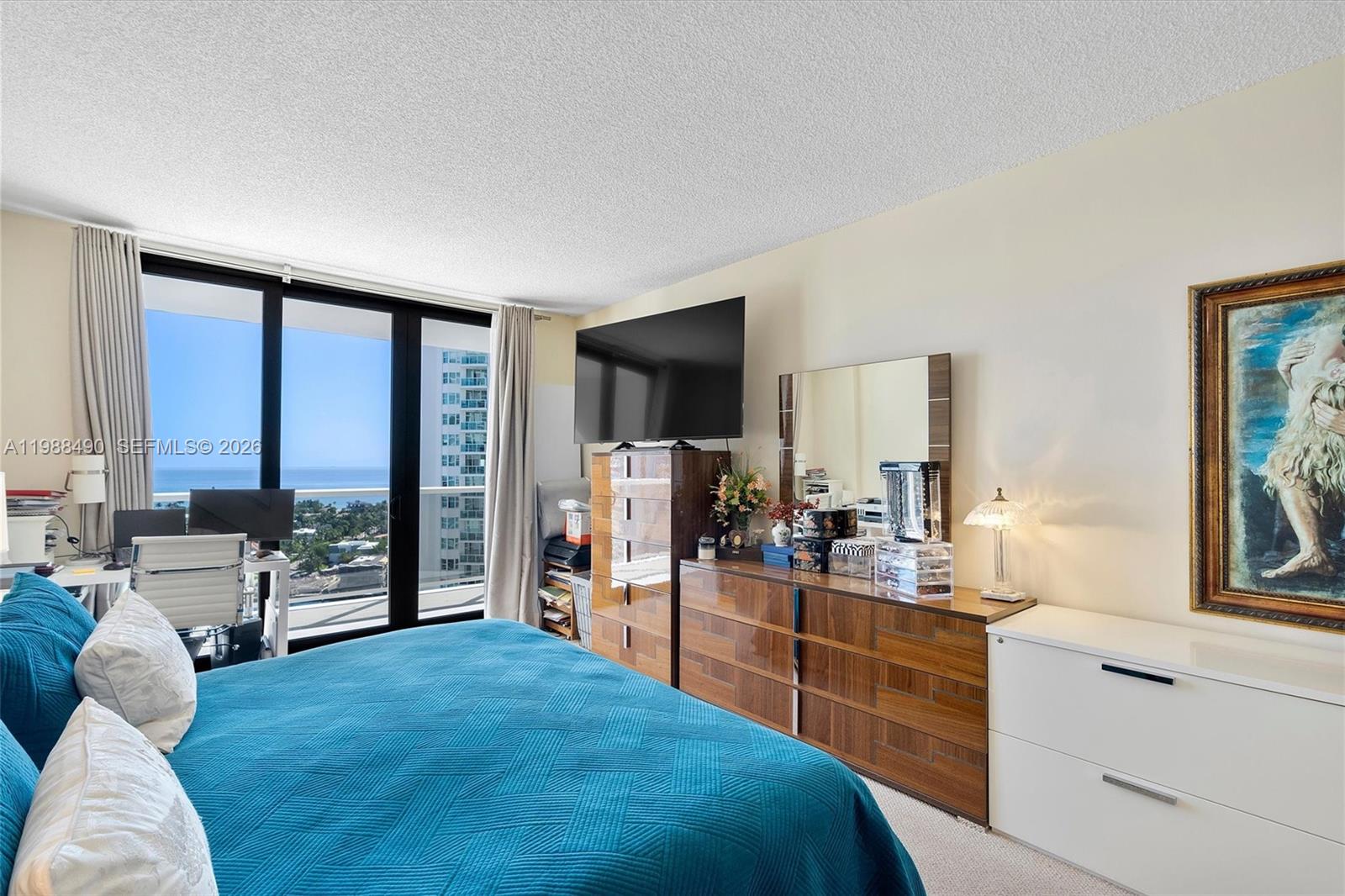 HAMPTONS WEST CONDO - Residential