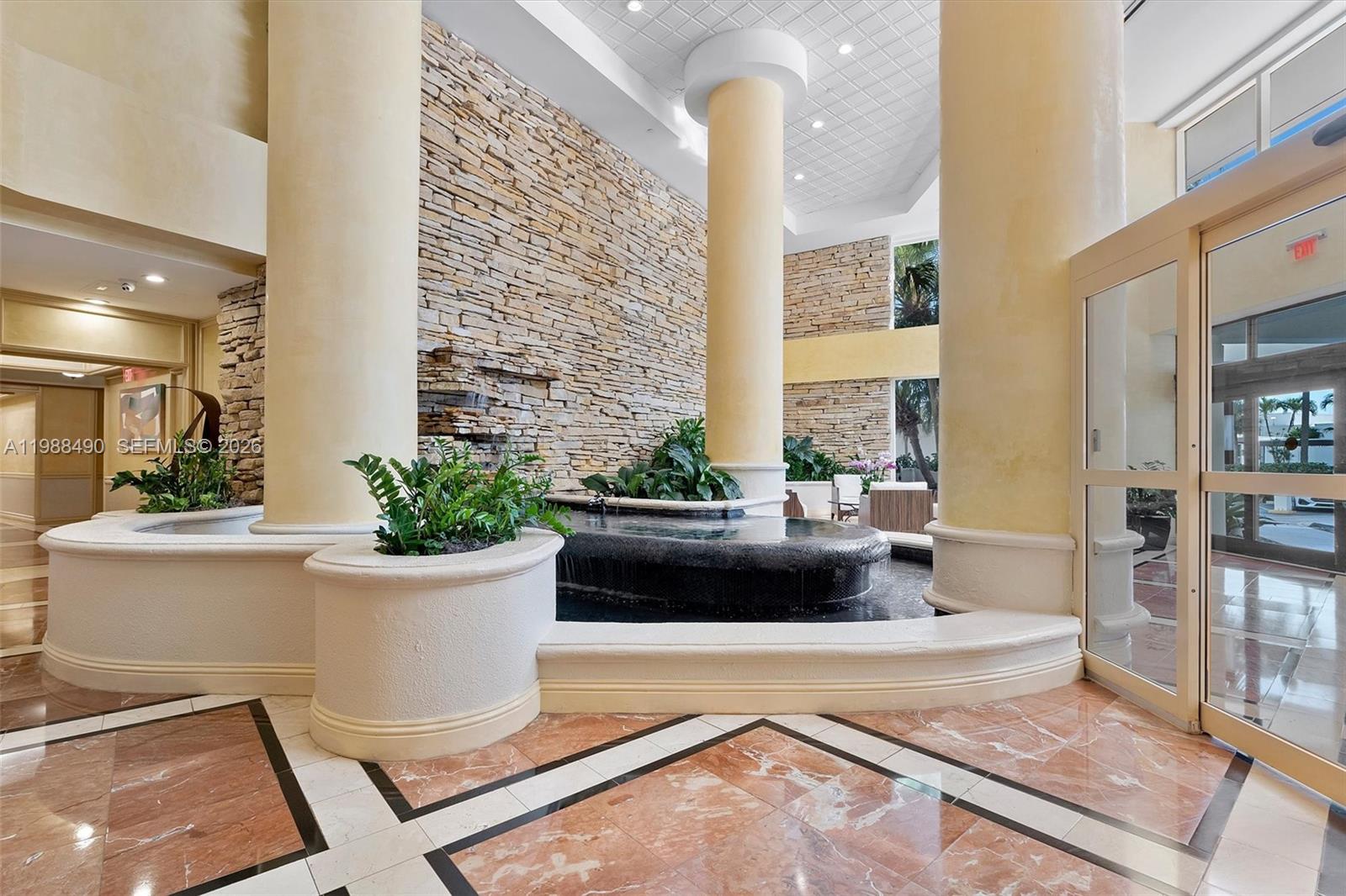 HAMPTONS WEST CONDO - Residential