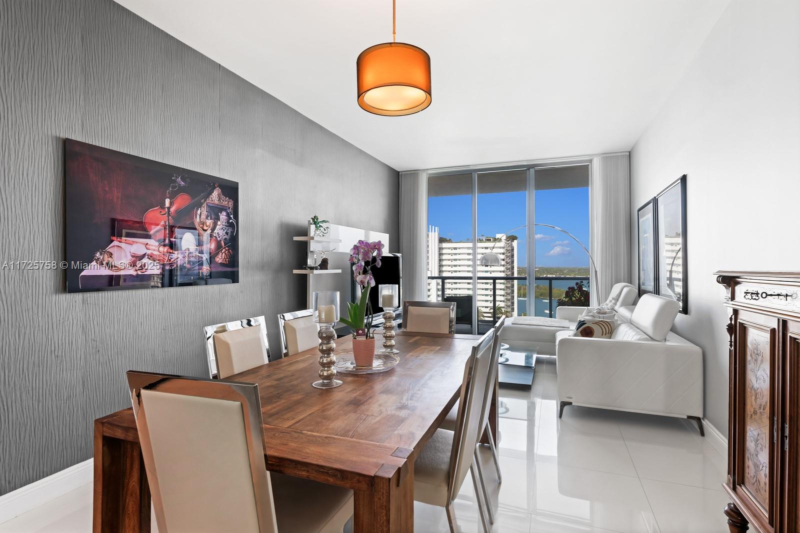 ELOQUENCE ON THE BAY COND - Residential