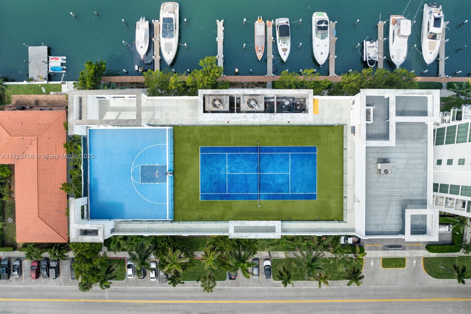 ELOQUENCE ON THE BAY COND - Residential