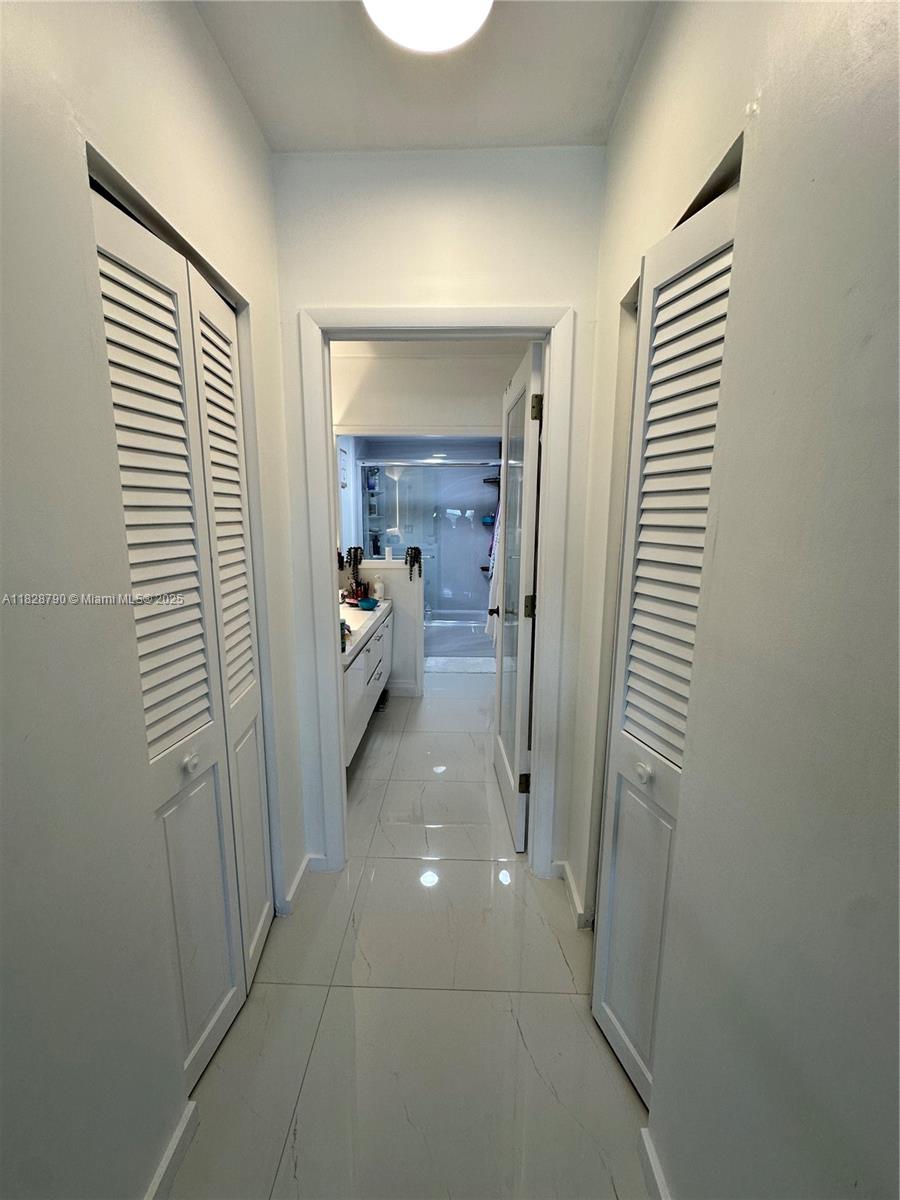 ARLEN HOUSE CONDO - Residential