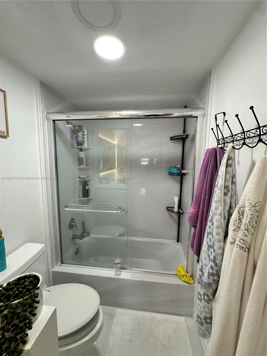 ARLEN HOUSE CONDO - Residential