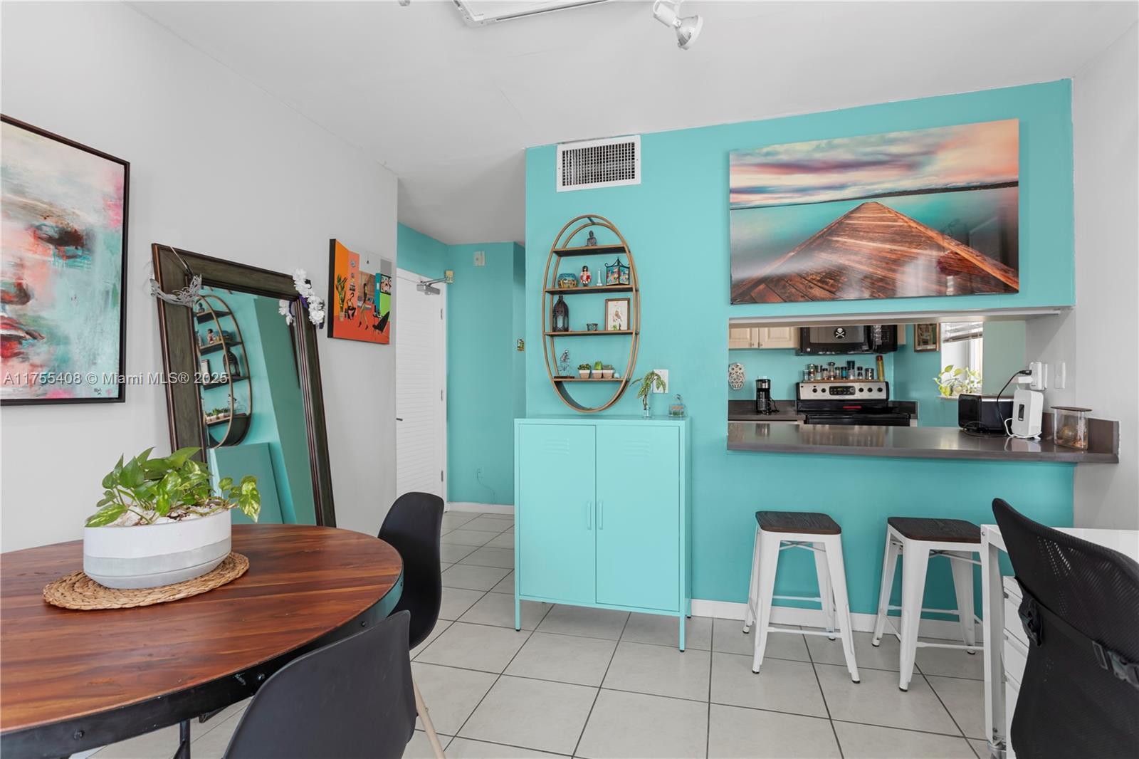THE HABANA CONDO - Residential