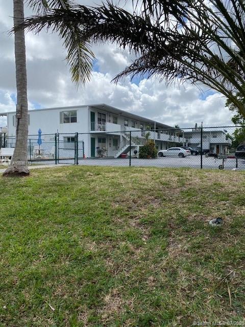 CANAL GROVES CONDO - Residential Lease