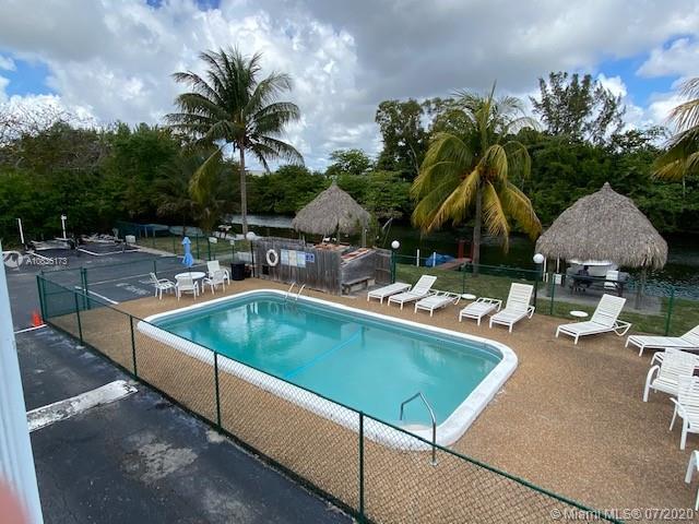 CANAL GROVES CONDO - Residential Lease