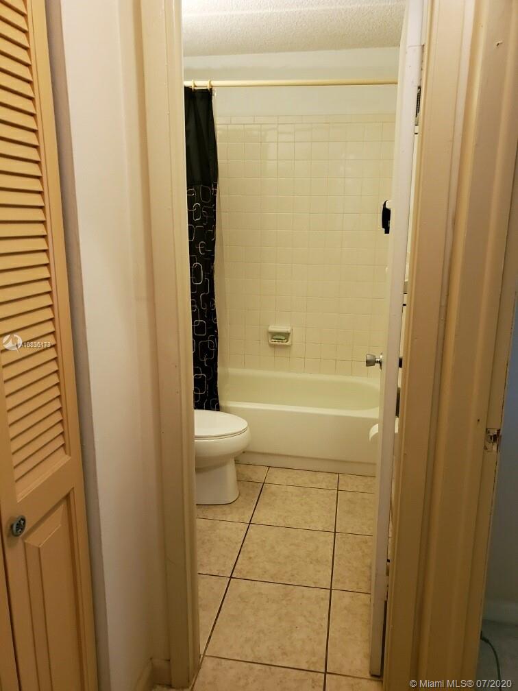 CANAL GROVES CONDO - Residential Lease