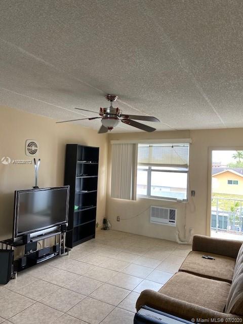 CANAL GROVES CONDO - Residential Lease