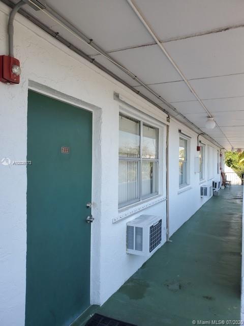 CANAL GROVES CONDO - Residential Lease