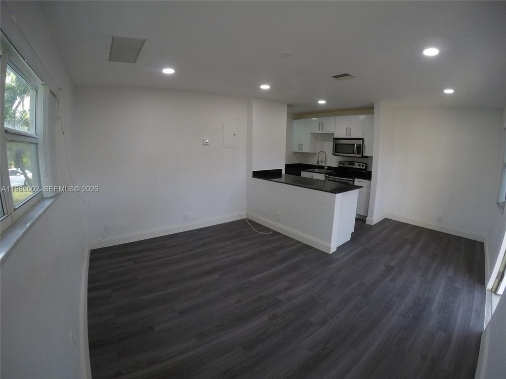 Photo of 1204 NE 5th Ter #1, Fort Lauderdale, FL 33304 (MLS # A11985002)