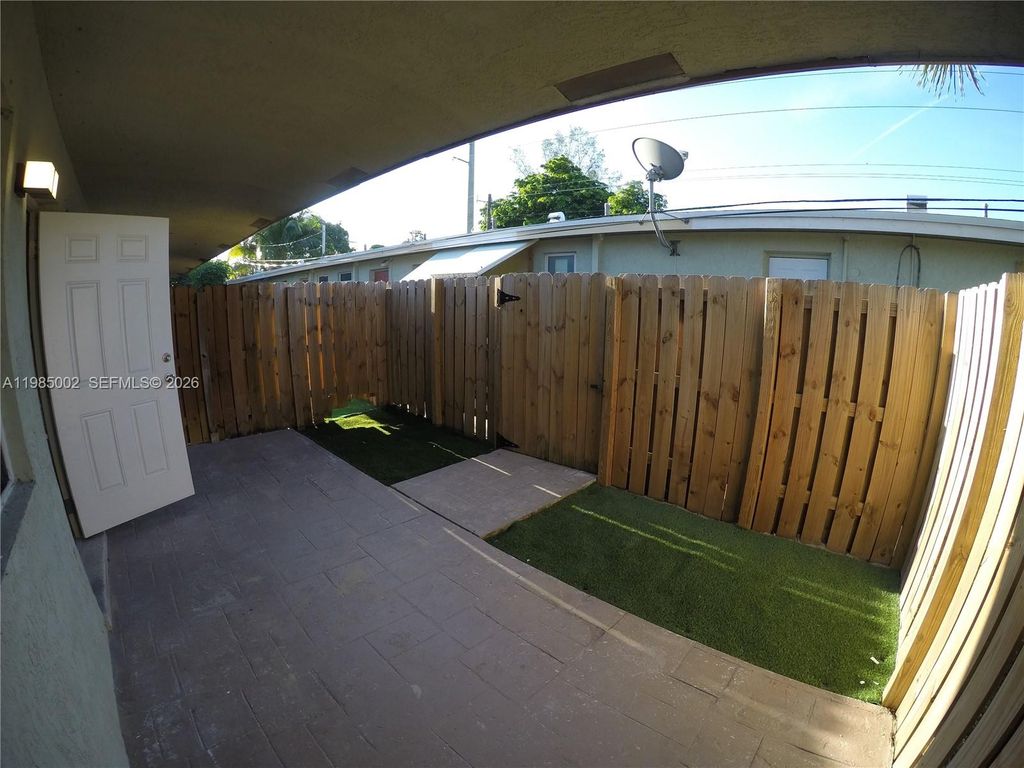 Photo of 1204 NE 5th Ter #1, Fort Lauderdale, FL 33304 (MLS # A11985002)