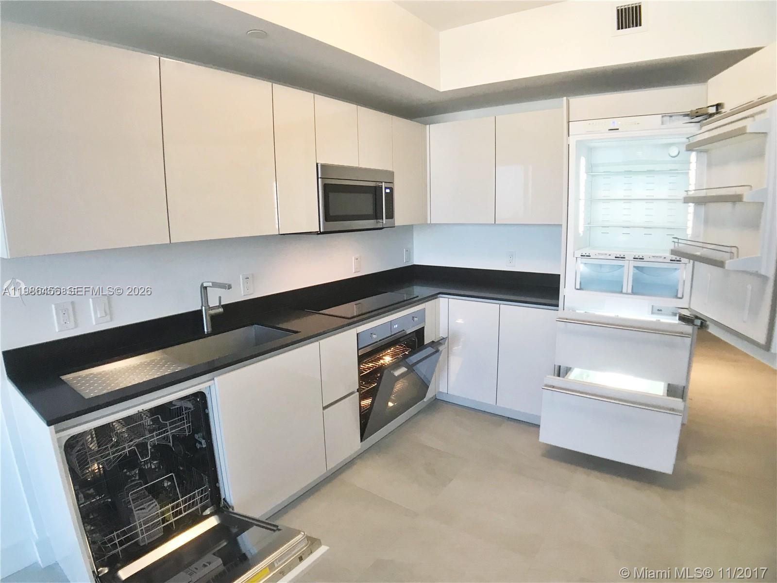 1010 BRICKELL CONDO - Residential Lease