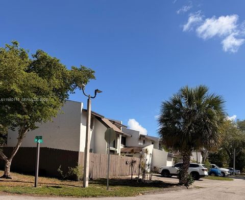 7101 SW 113th Ct 0 Miami FL 33173