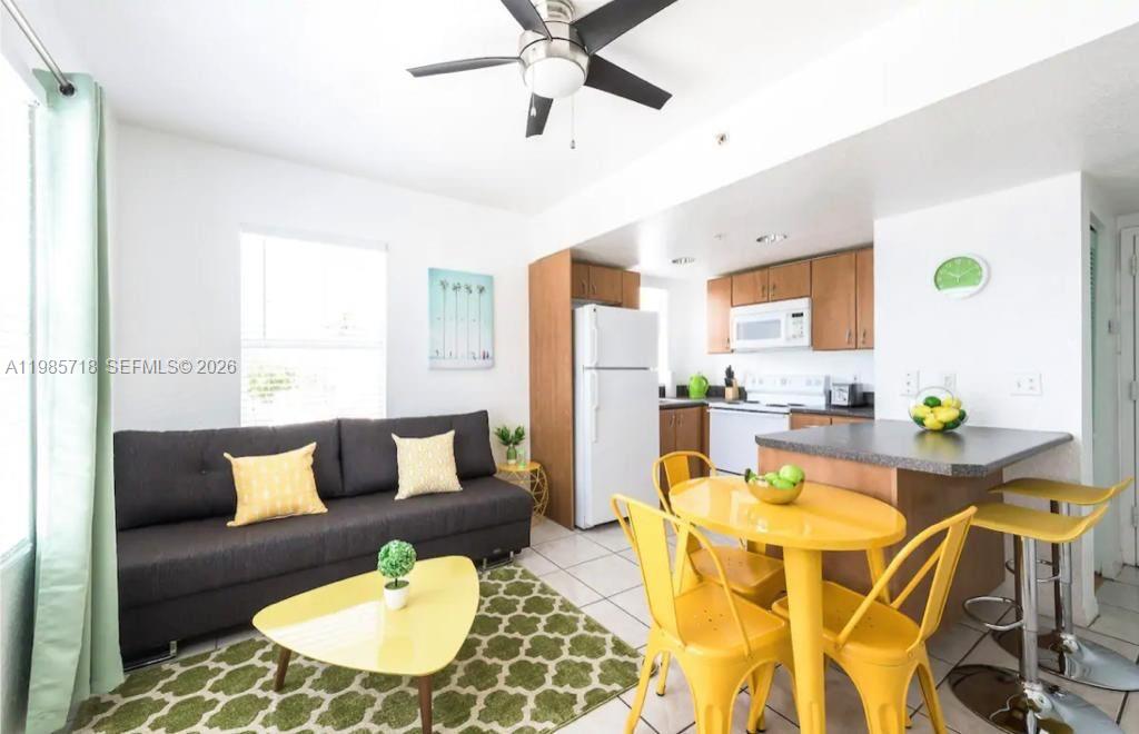 WELWORTH CONDO - Residential