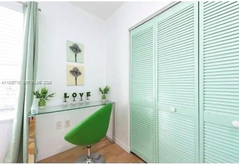 WELWORTH CONDO - Residential