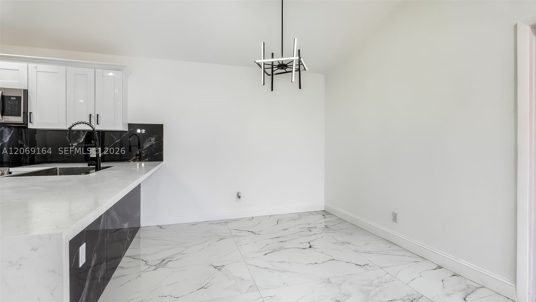 2421 SW 84th Ter, Miramar FL 33025