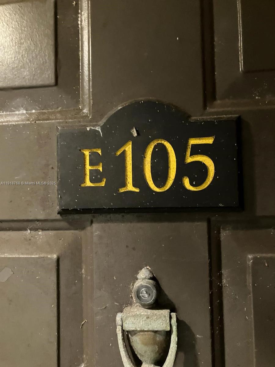 WINDWARD LAKES CONDO - Residential Lease