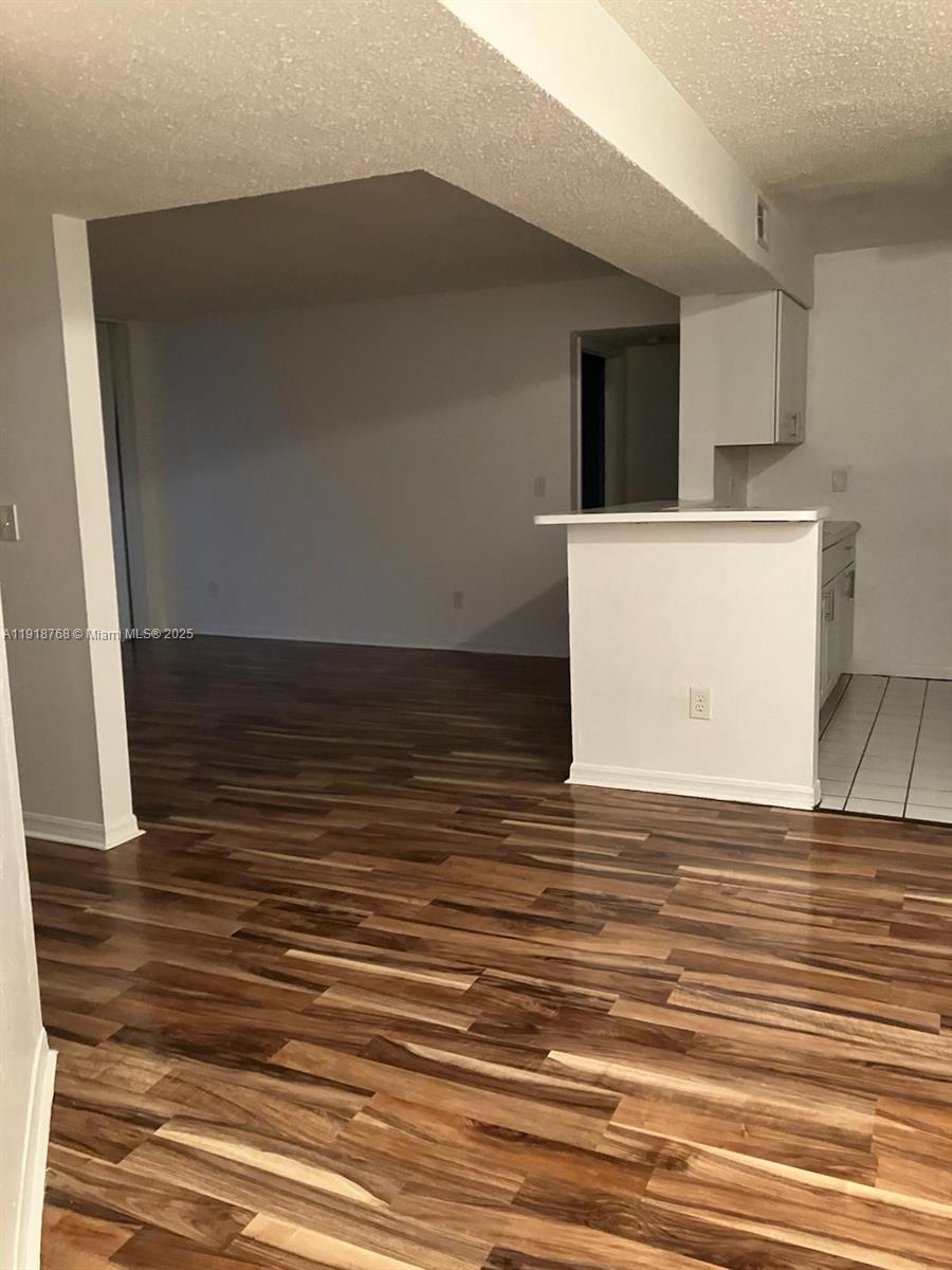 WINDWARD LAKES CONDO - Residential Lease