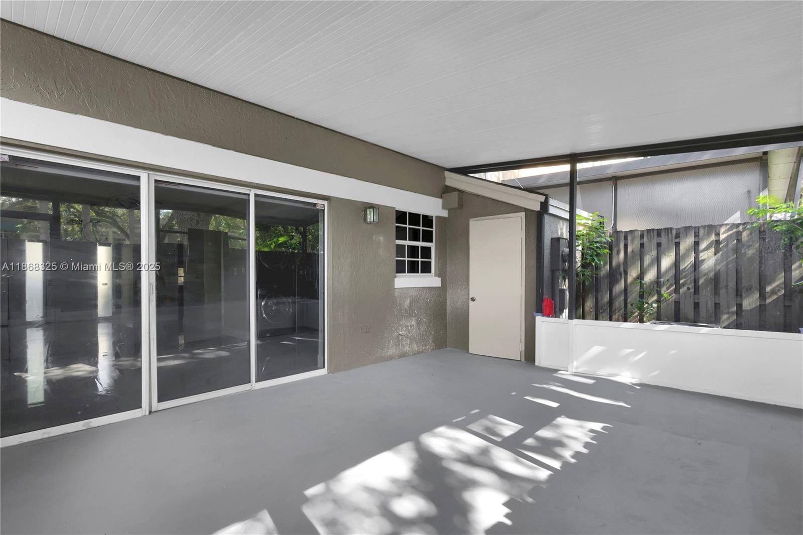 FLAMINGO GARDENS PHASE FO - Residential