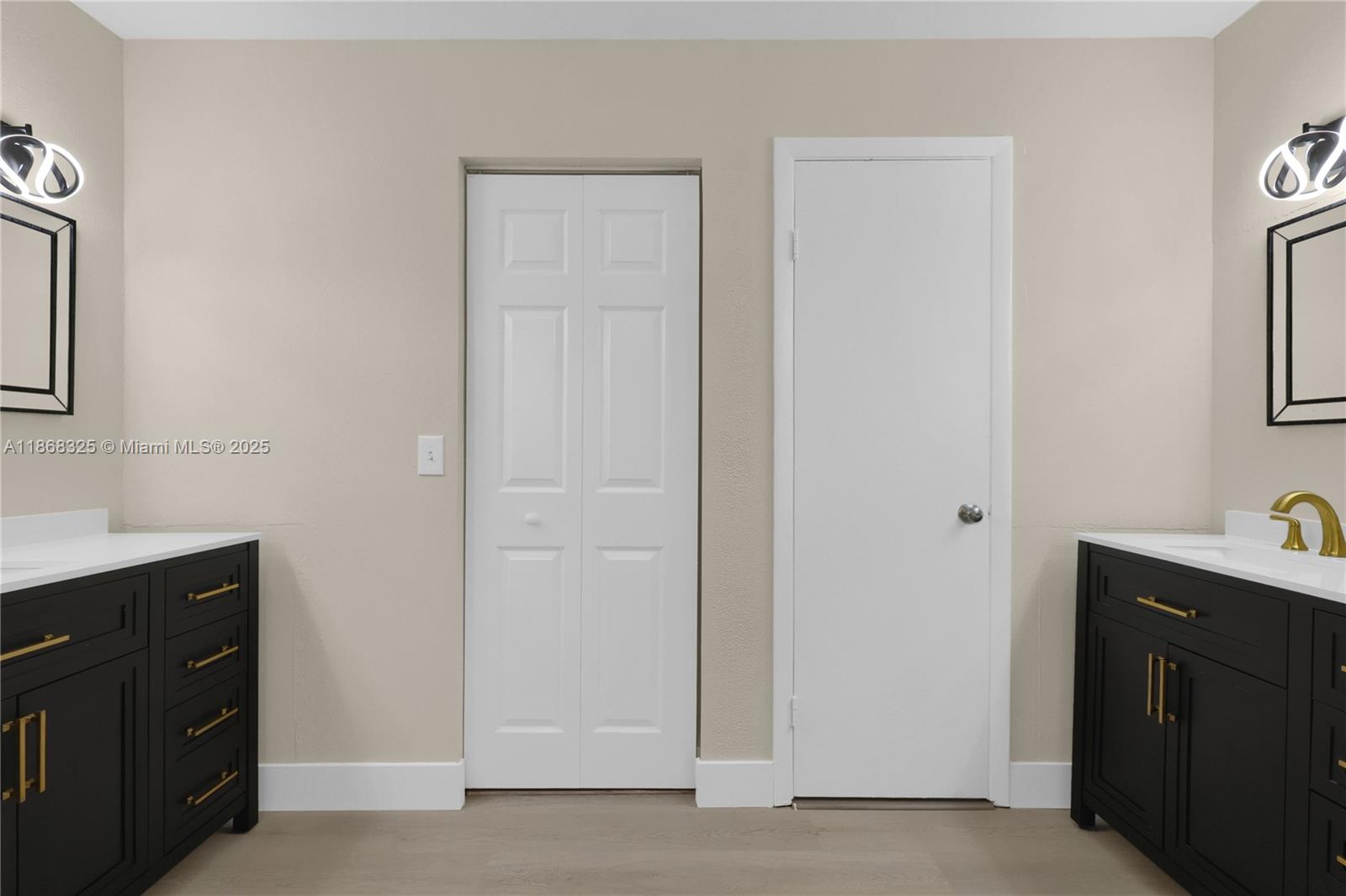 FLAMINGO GARDENS PHASE FO - Residential