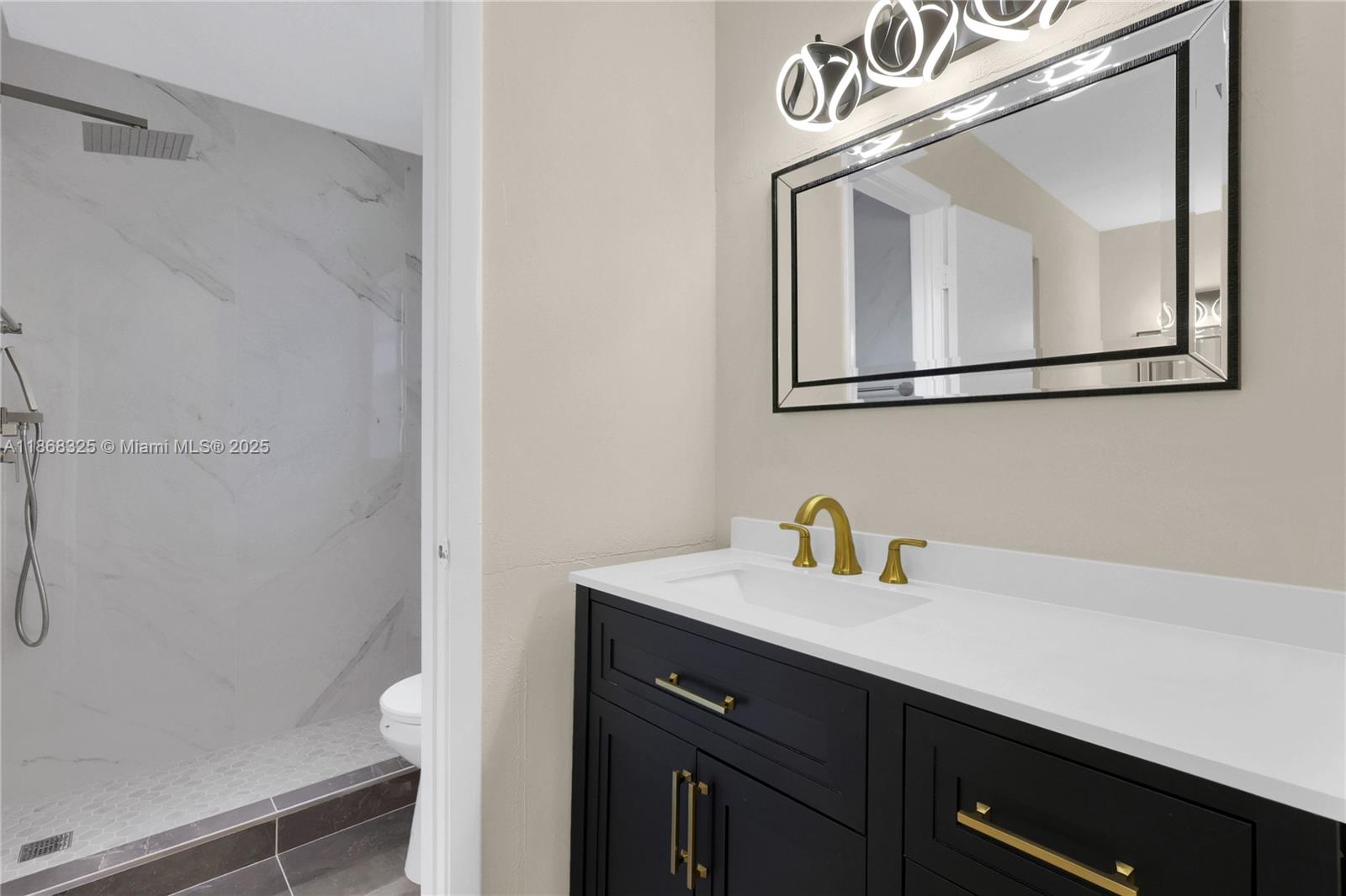 FLAMINGO GARDENS PHASE FO - Residential