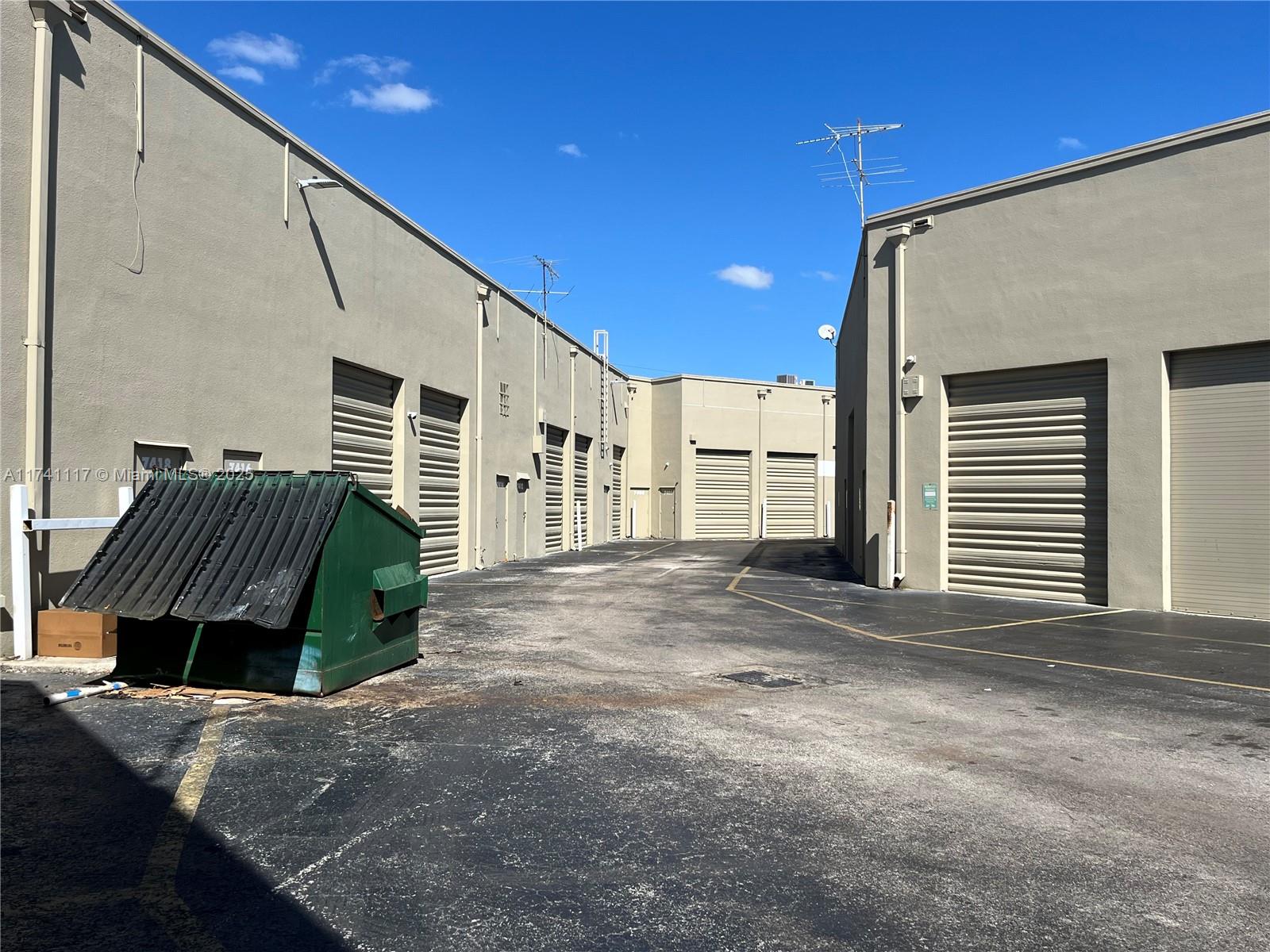 74XX SW 48th St