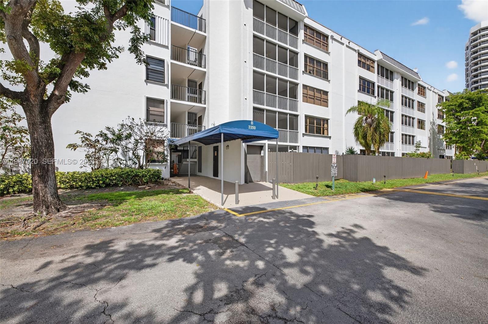 SOUTHVIEW AT AVENTURA CON - Residential