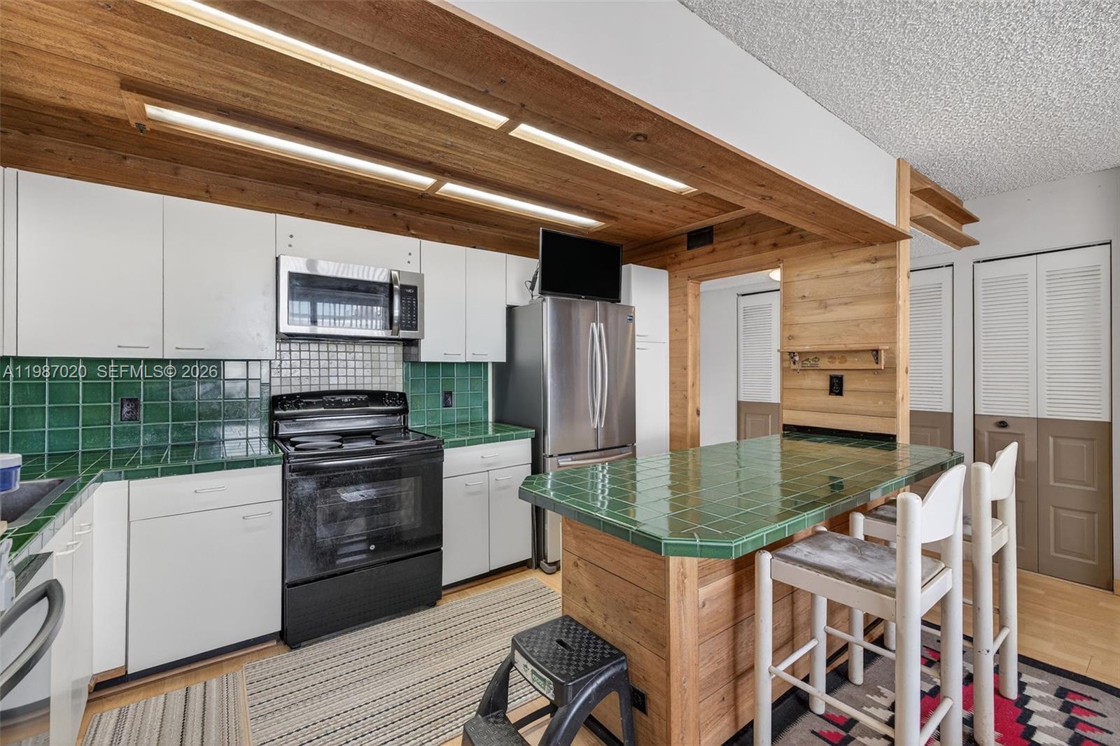 SOUTHVIEW AT AVENTURA CON - Residential