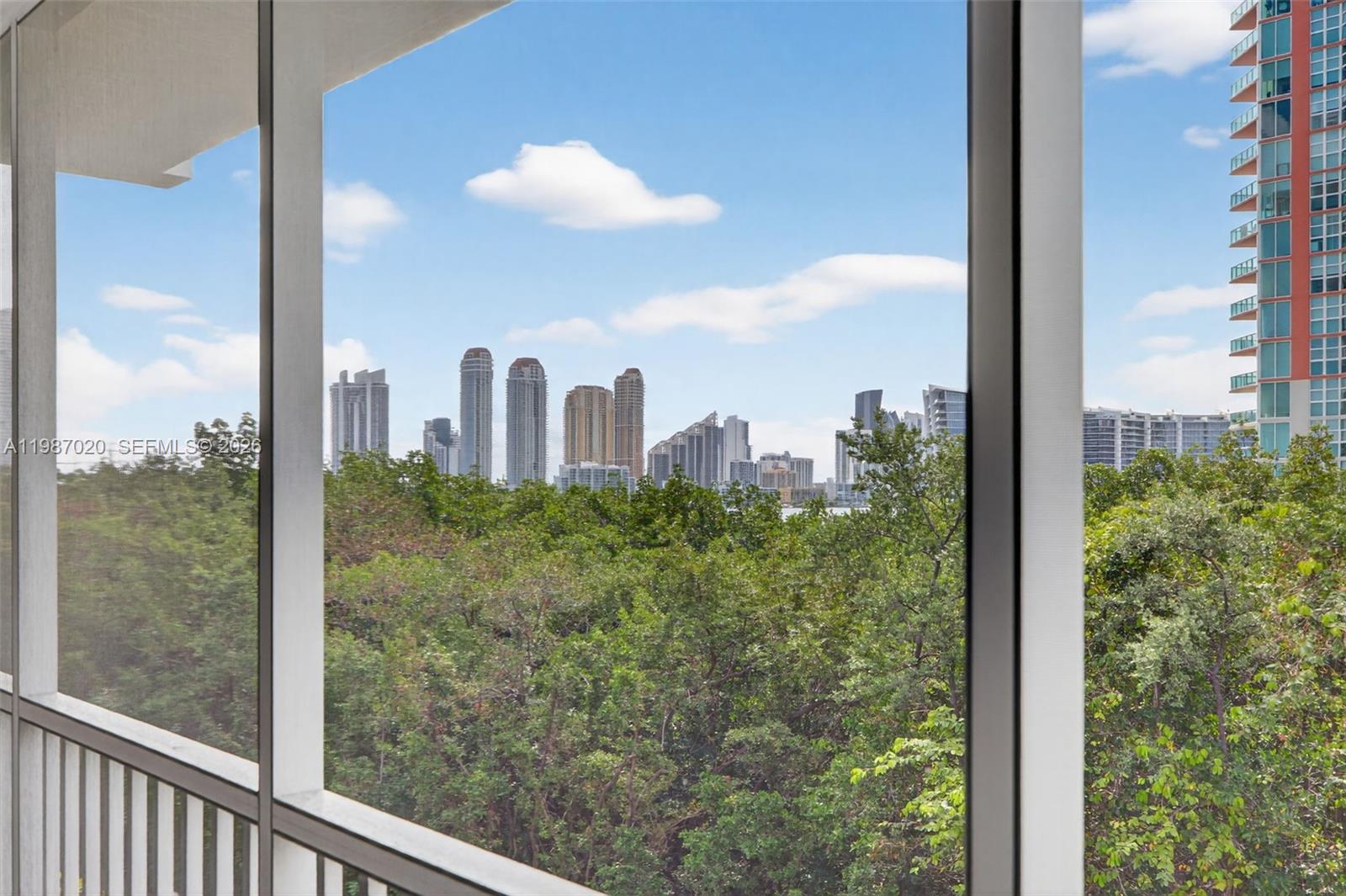 SOUTHVIEW AT AVENTURA CON - Residential