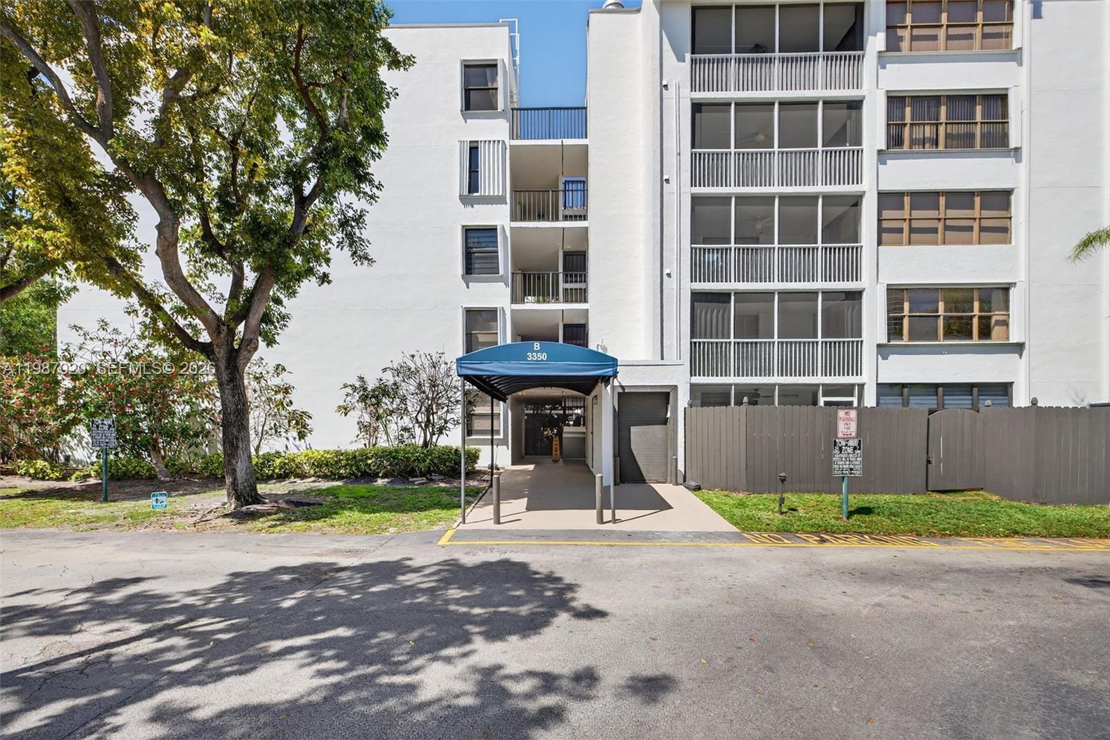 SOUTHVIEW AT AVENTURA CON - Residential