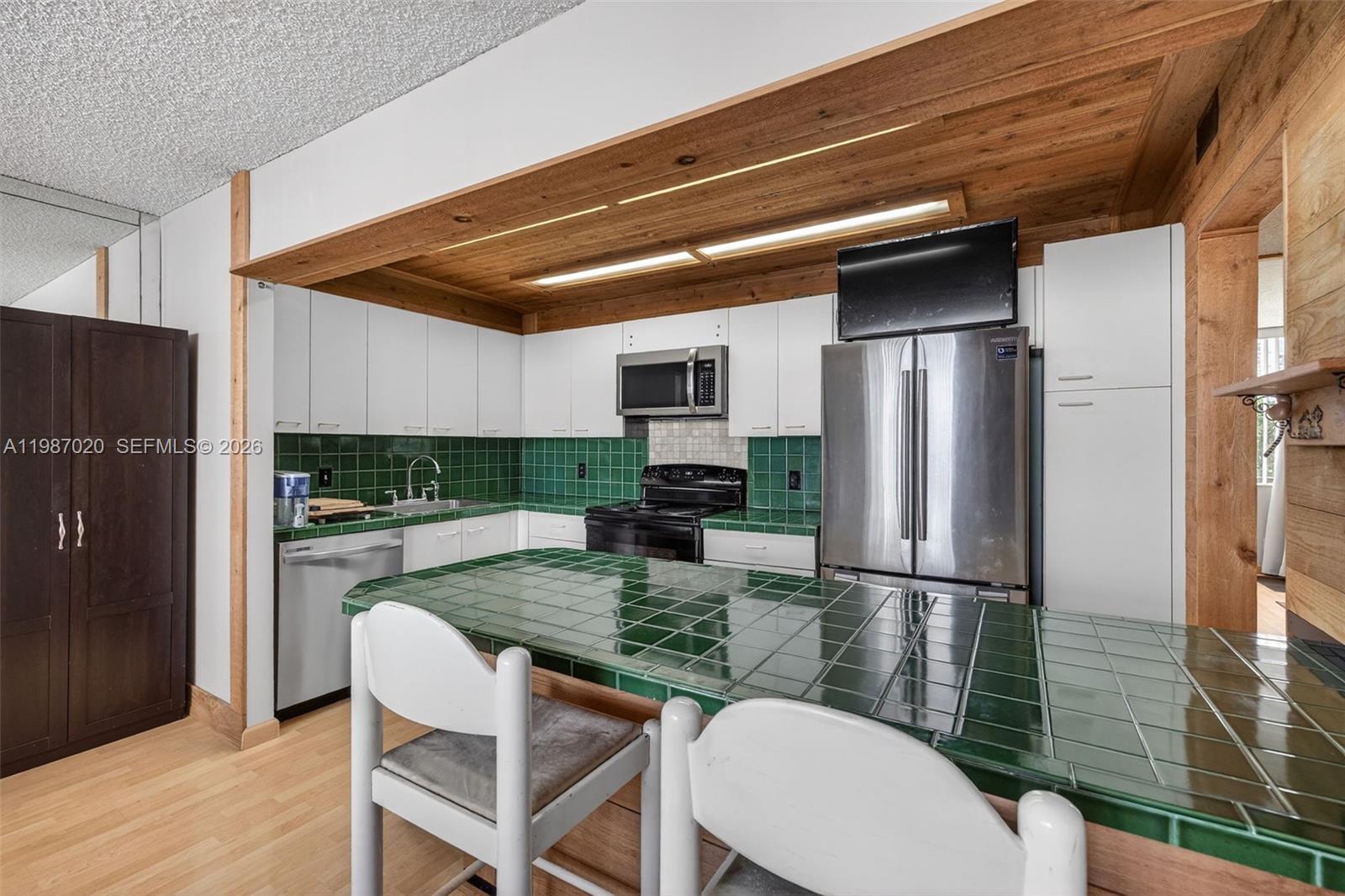 SOUTHVIEW AT AVENTURA CON - Residential