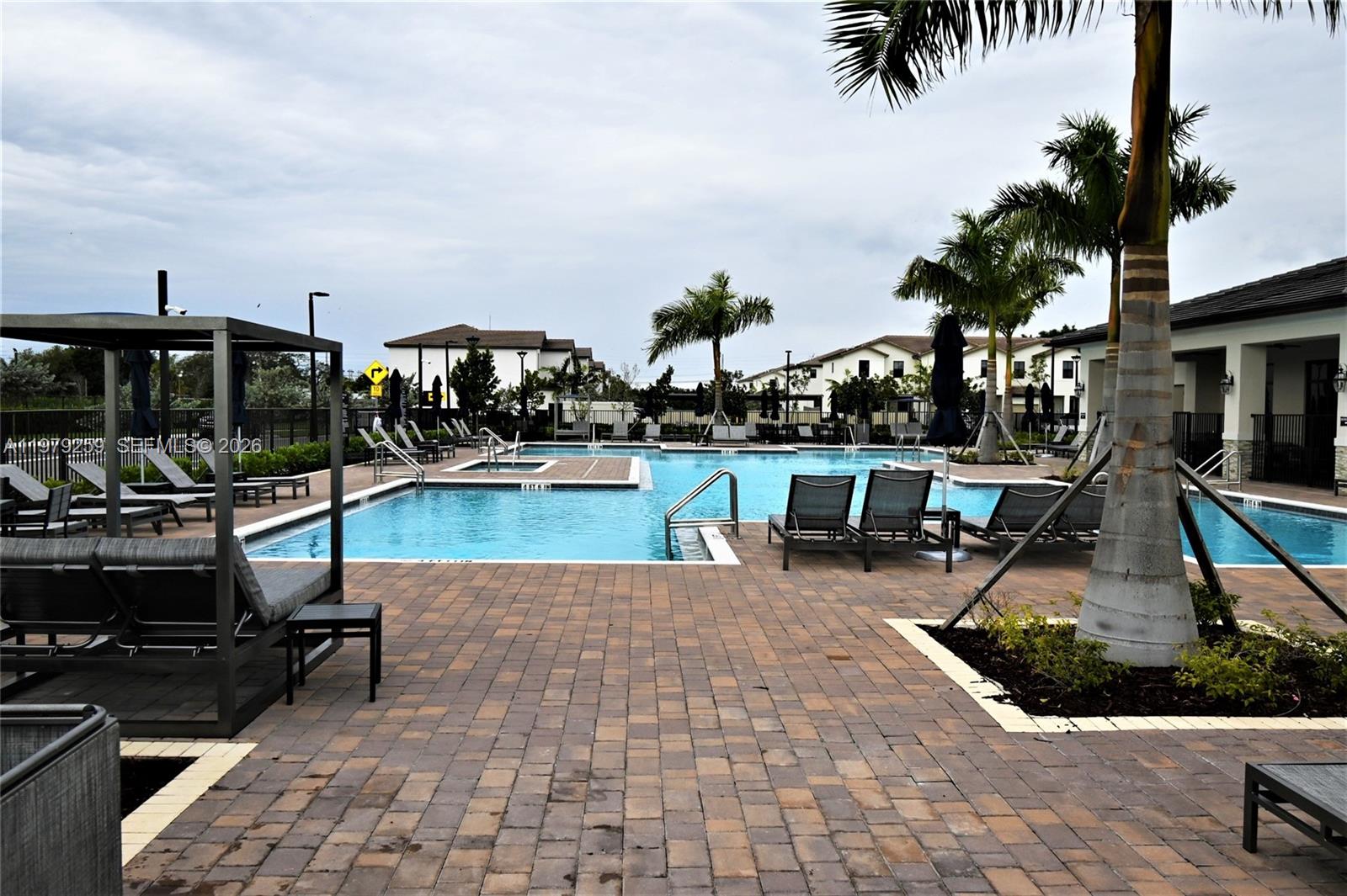 COCO PALM ESTATES - Residential