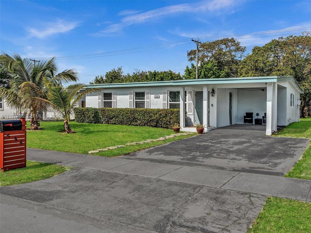 Photo of 535 NW 29th Ter, Fort Lauderdale, FL 33311 (MLS # A11997881)