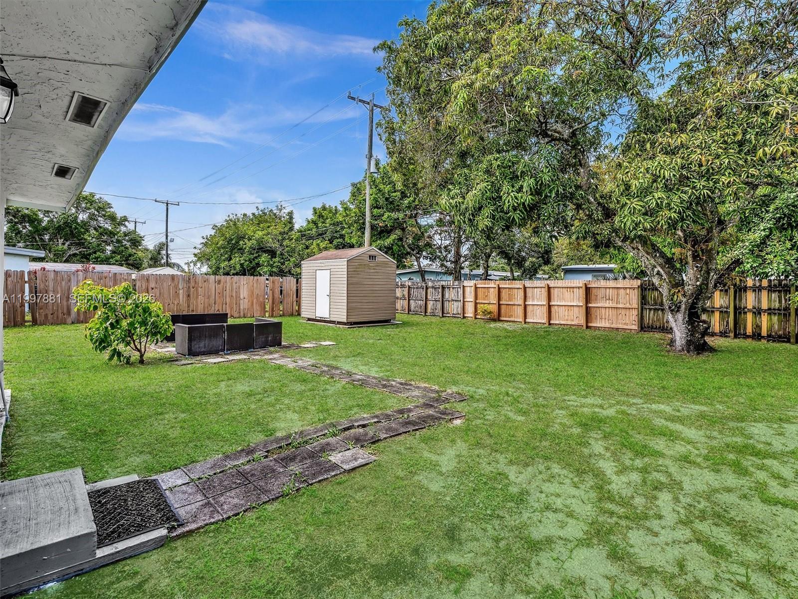 BOULEVARD GARDENS FIRST A - Residential