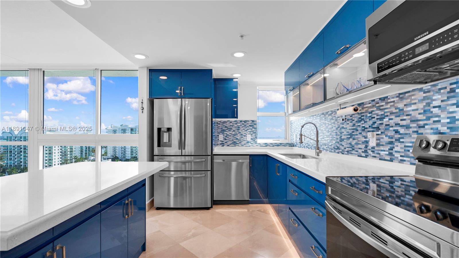 BLUE BAY TOWER CONDO - Residential Lease