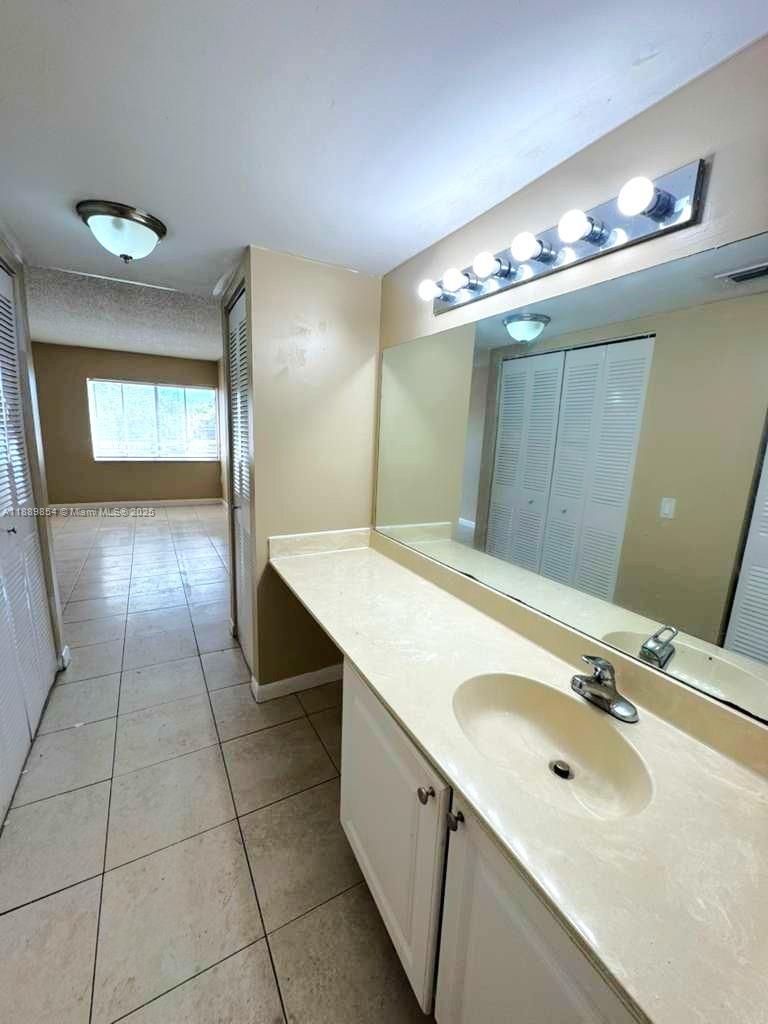 BELASERA AT PINE ISLAND C - Residential Lease