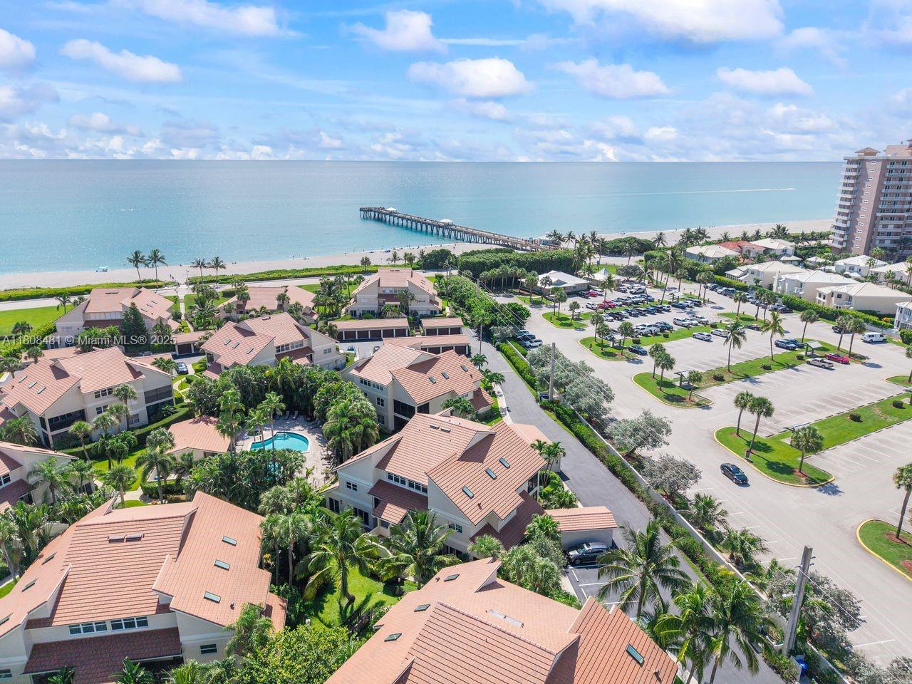 BEACHCOMBER - Residential